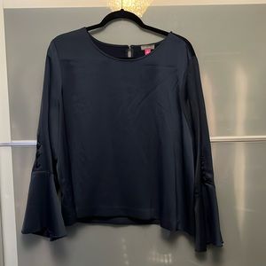 Vince Camuto blouse size xl in navy